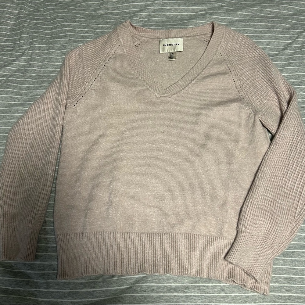 Industry Women's V-Neck Sweater in Soft Pink
